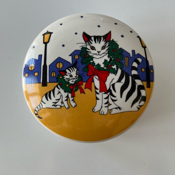 Vintage Studio Nova Christmas Cats Trinket Box - Picture 2 of 7